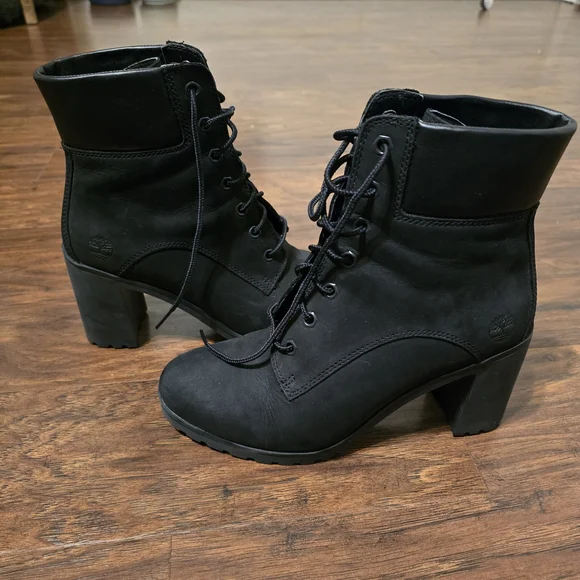 Timberland Women's Charcoal Lace-Up Boots - Picture 1 of 3